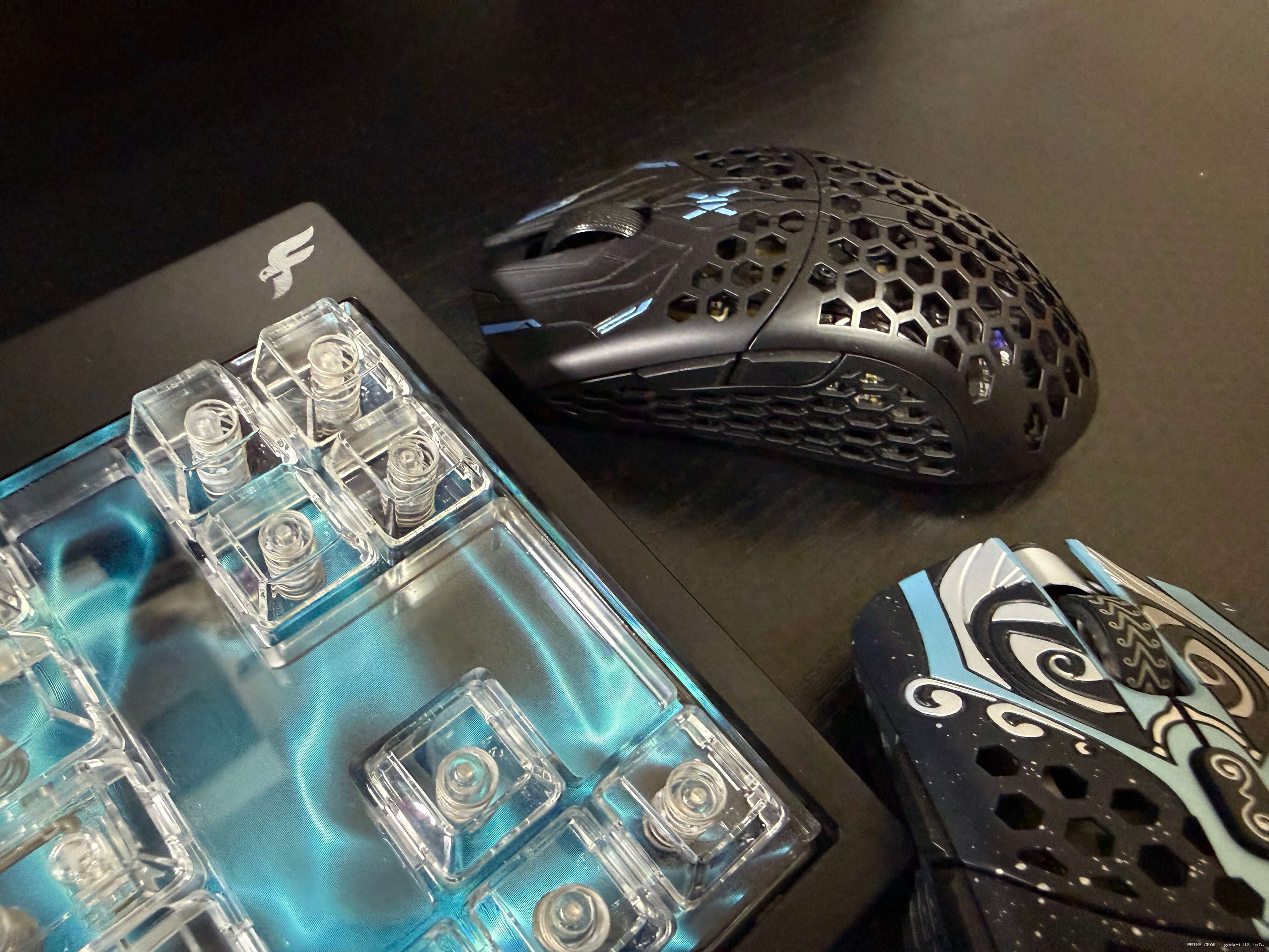 finalmouse Centerpiece Proのキー下ディスプレイ