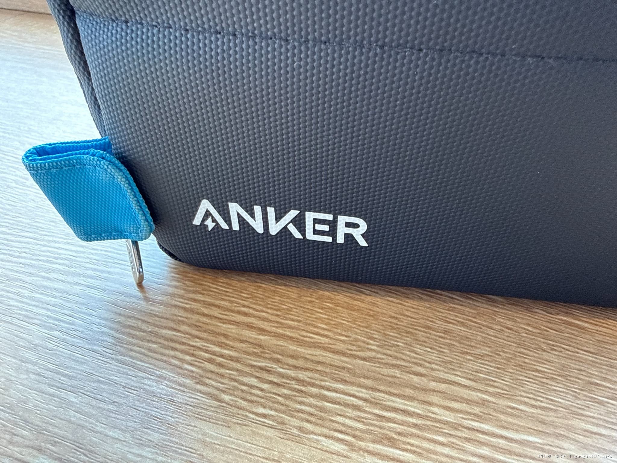 Anker Smart Pouch