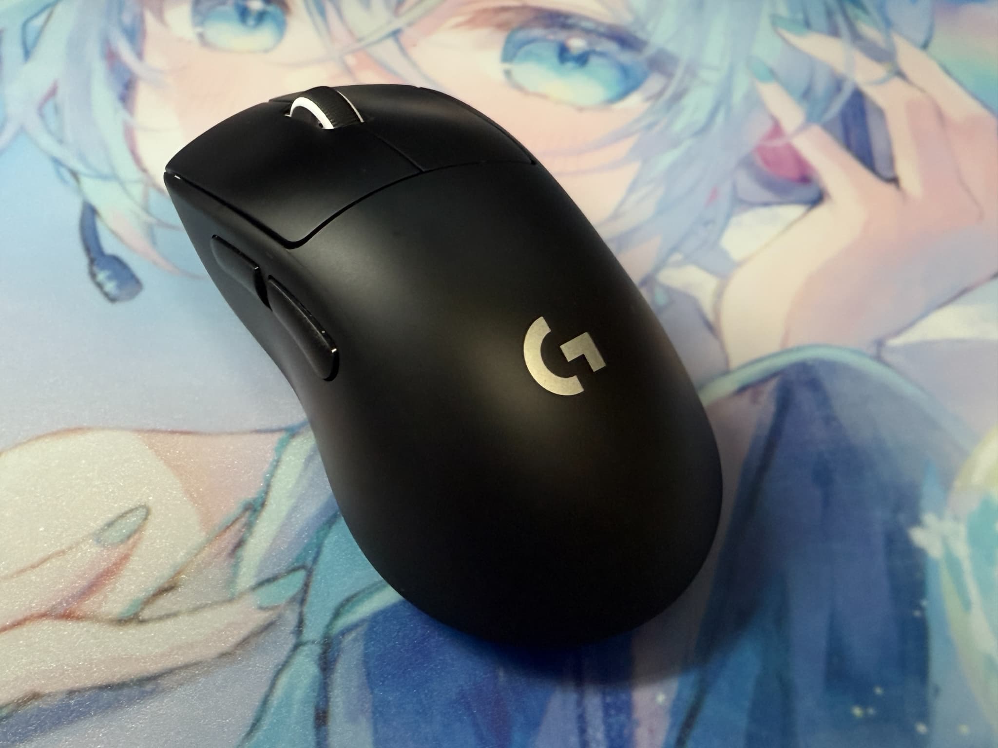 黒色のパソコン用マウス