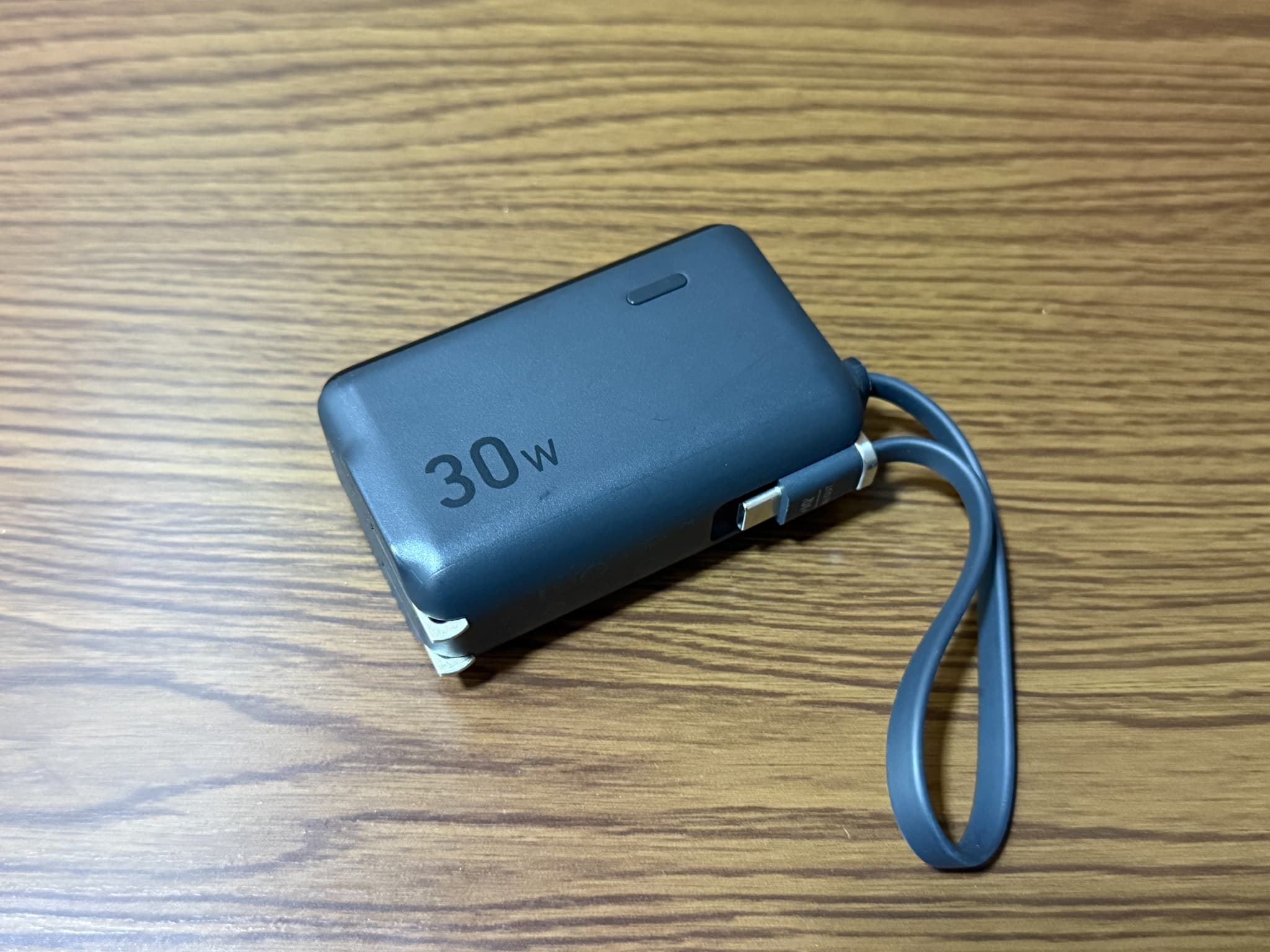 30ワット出力のモバイルバッテリー